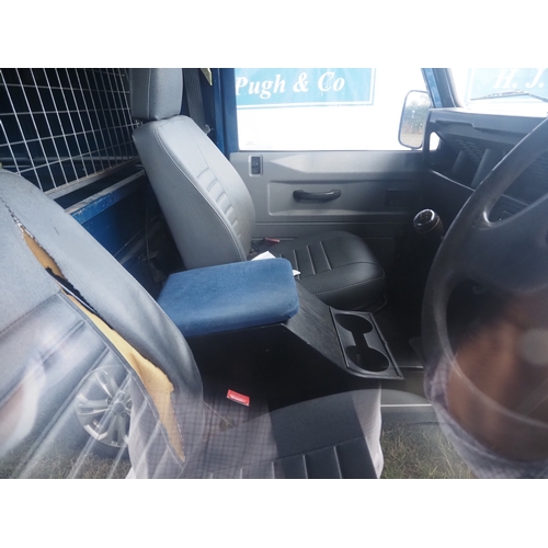 3029 - Land Rover Defender 90 TD5. MOT until  19/06/26. Showing 123,860 miles. Reg. W577 VEC. V5, docs and ... 