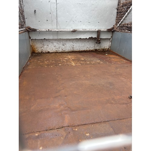 3037 - Ford Transit double cab tipper. Declared Cat. C 24/5/2012. Showing 100,612 miles. MOT until 16/01/20... 