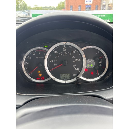 3035 - Mitsubishi L200. MOT until 28/06/26. Showing 122,018 miles. Driven to sale site, genuine reason for ... 