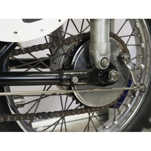 804 - Matchless 500 scrambler.
Frame No. 81119
Engine No. 54/18S 1673C
Engine turns over with compression ... 