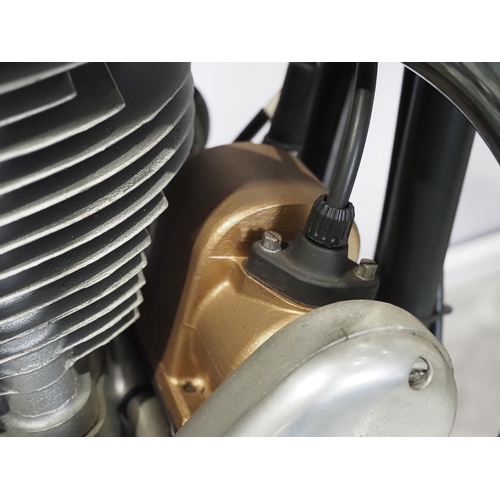 806 - Matchless G80CS motorcycle. 1965. 500
Frame No. C10895
Engine No. G80CS/4886
Engine turns over but h... 