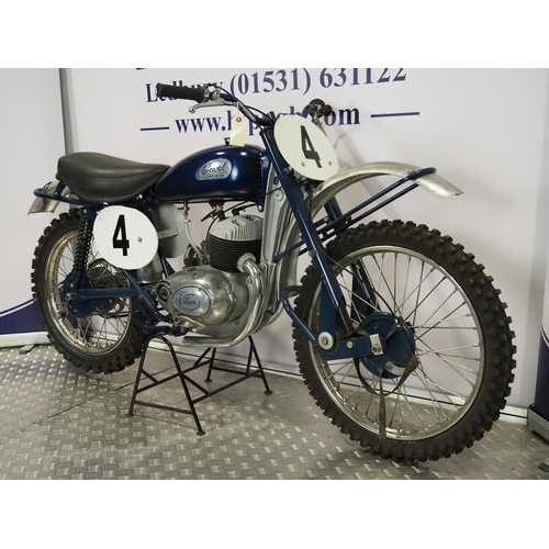 807 - Greeves 250 Hawkstone twin scrambler. 1958. 250cc
Frame No. 8759/25SA
Engine turns over but has been... 