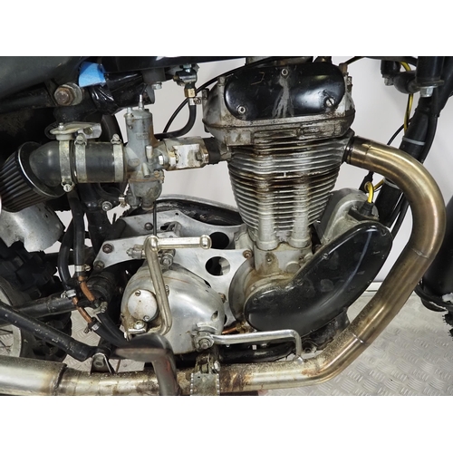 810 - Matchless 500 scrambler. 500cc
Engine No. 57/16M 1915C
Frame No. AAA361
Engine turns over with compr... 