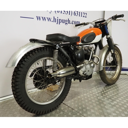 821 - Triumph Mountain Cub motorcycle
Frame No. T20M 5450
Engine No. T20M 5450
Engine turns over with comp... 