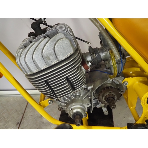 826 - AJS Stormer motorcycle project. 250cc
Dry stored for some time. Engine is seized.
No docs. No key