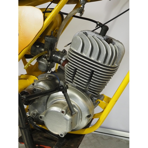 826 - AJS Stormer motorcycle project. 250cc
Dry stored for some time. Engine is seized.
No docs. No key