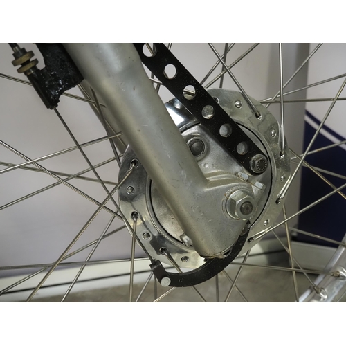 826 - AJS Stormer motorcycle project. 250cc
Dry stored for some time. Engine is seized.
No docs. No key