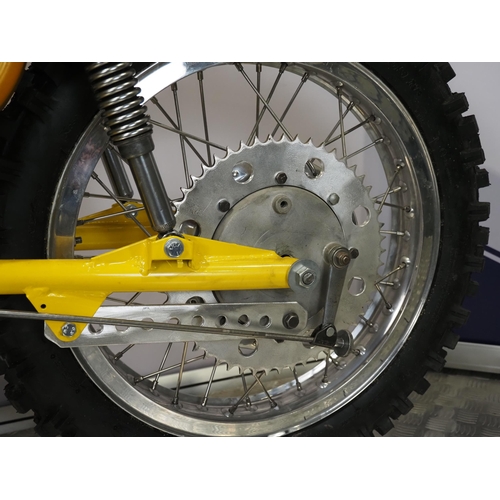 826 - AJS Stormer motorcycle project. 250cc
Dry stored for some time. Engine is seized.
No docs. No key