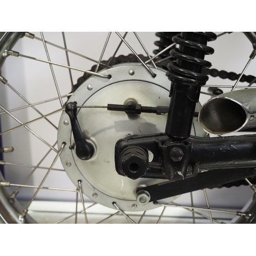 830 - Ariel Mk1 500 scrambler. 1954. 500cc
Engine No. MH317
Engine turns over with compression but has bee... 