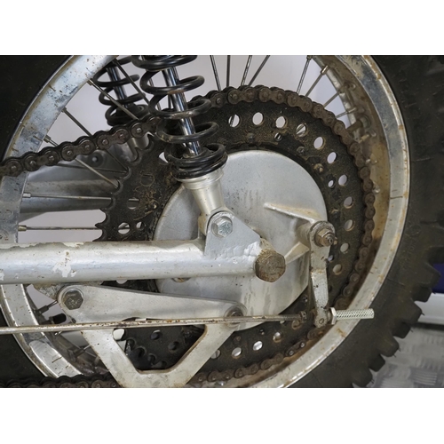 833 - Velocette Metisse scrambler. 350cc
Frame No. 109
Engine No. MAC 23454
Engine turns over with compres... 