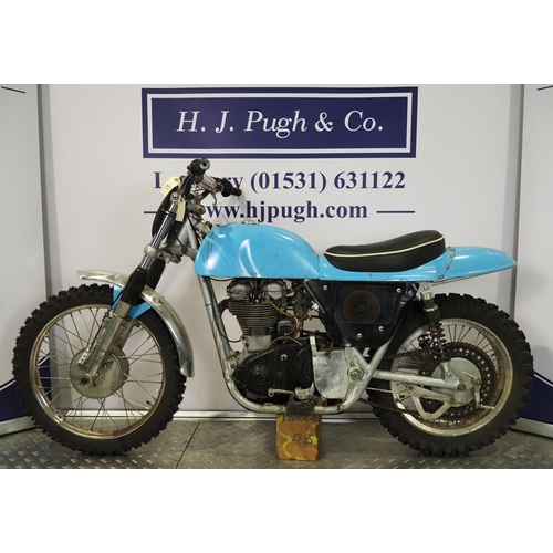833 - Velocette Metisse scrambler. 350cc
Frame No. 109
Engine No. MAC 23454
Engine turns over with compres... 