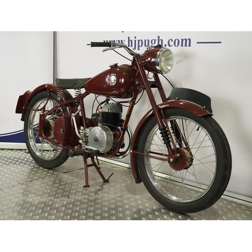 850 - James Cadet motorcycle. 1955. 150cc.
Frame No. 55J153679 
Engine No. 958A5865
Turns over with compre... 