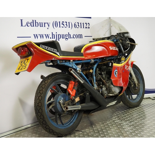 852 - Suzuki motorcycle. 1978. 371cc. 
Frame No. 100309
Engine turns over with compression, dry stored for... 