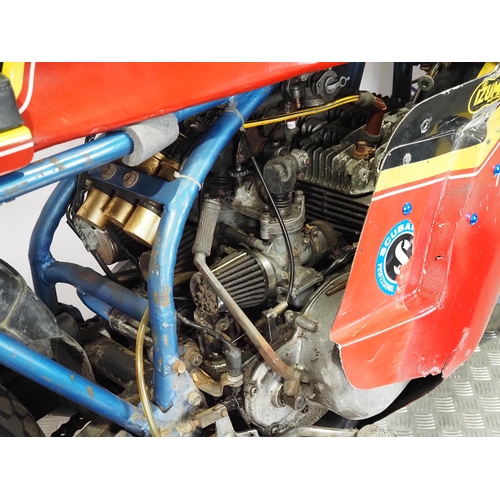 852 - Suzuki motorcycle. 1978. 371cc. 
Frame No. 100309
Engine turns over with compression, dry stored for... 