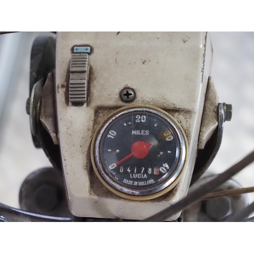 855 - Honda Graduate moped. 1971. 49cc.
Property of a deceased estate.
Comes with spare carburettor and ot... 
