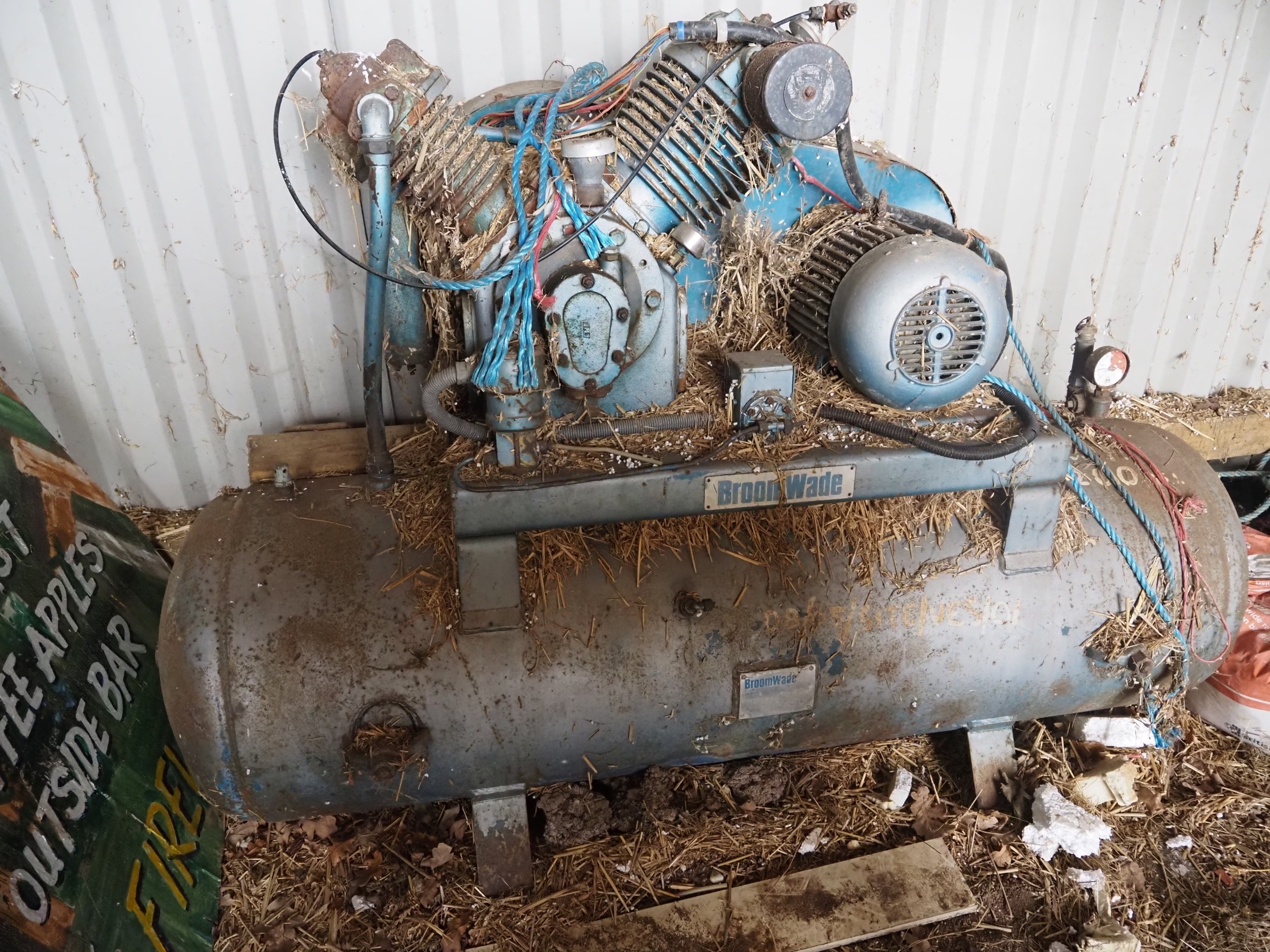 Broomwade compressor