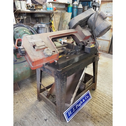Lot 529       