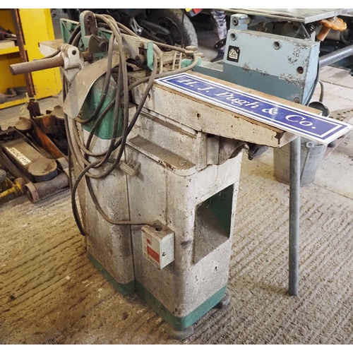 Lot 530       