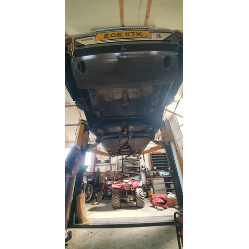 541 - FKI Bradbury 20 series. Model 2103 2 post car lift. 2.5 Ton. In working order. S/n 13568. 3PH