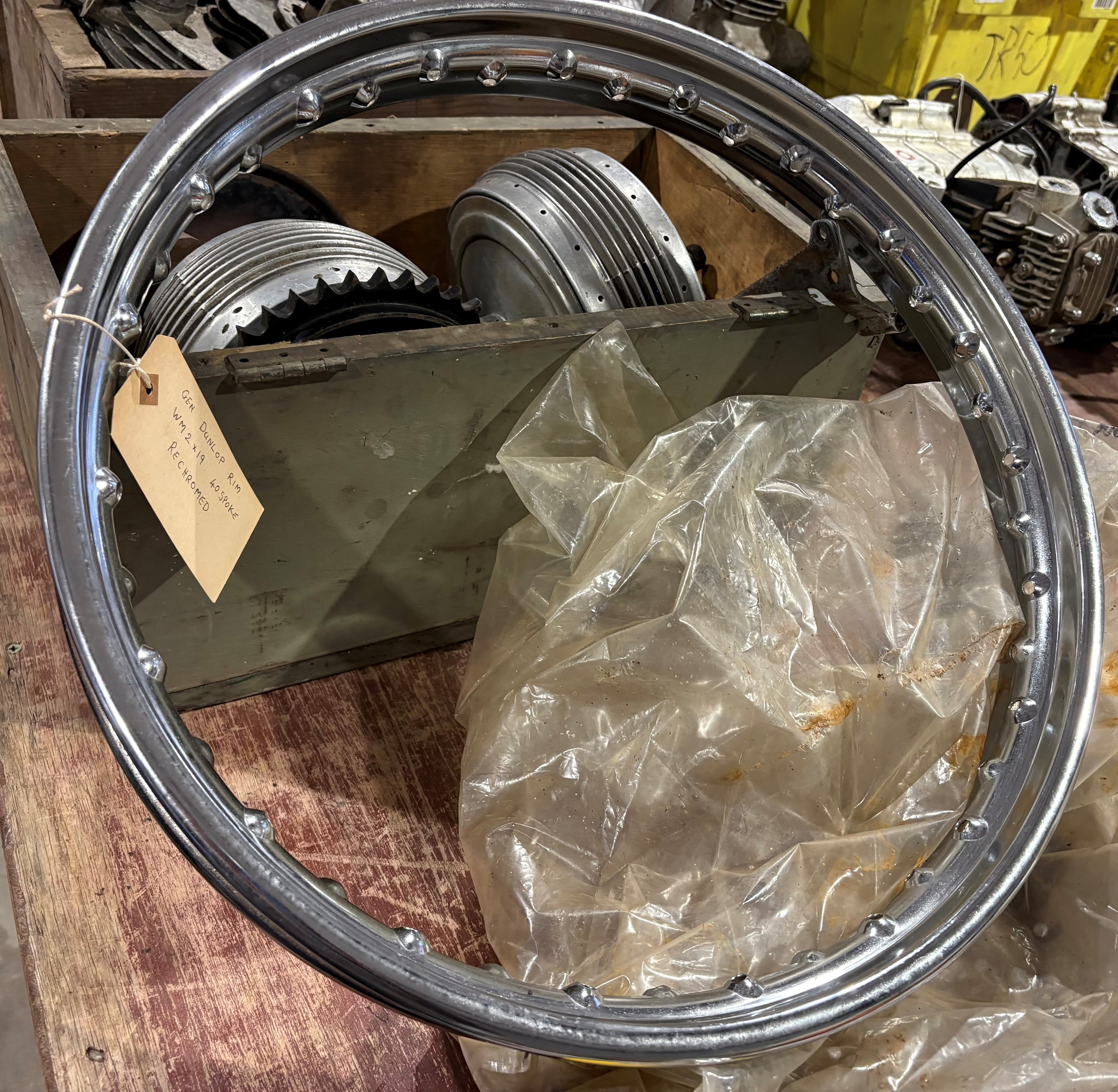 Matchless/AJS wheel hubs to include CSR/comp rear hub, NOS chainwheel ...