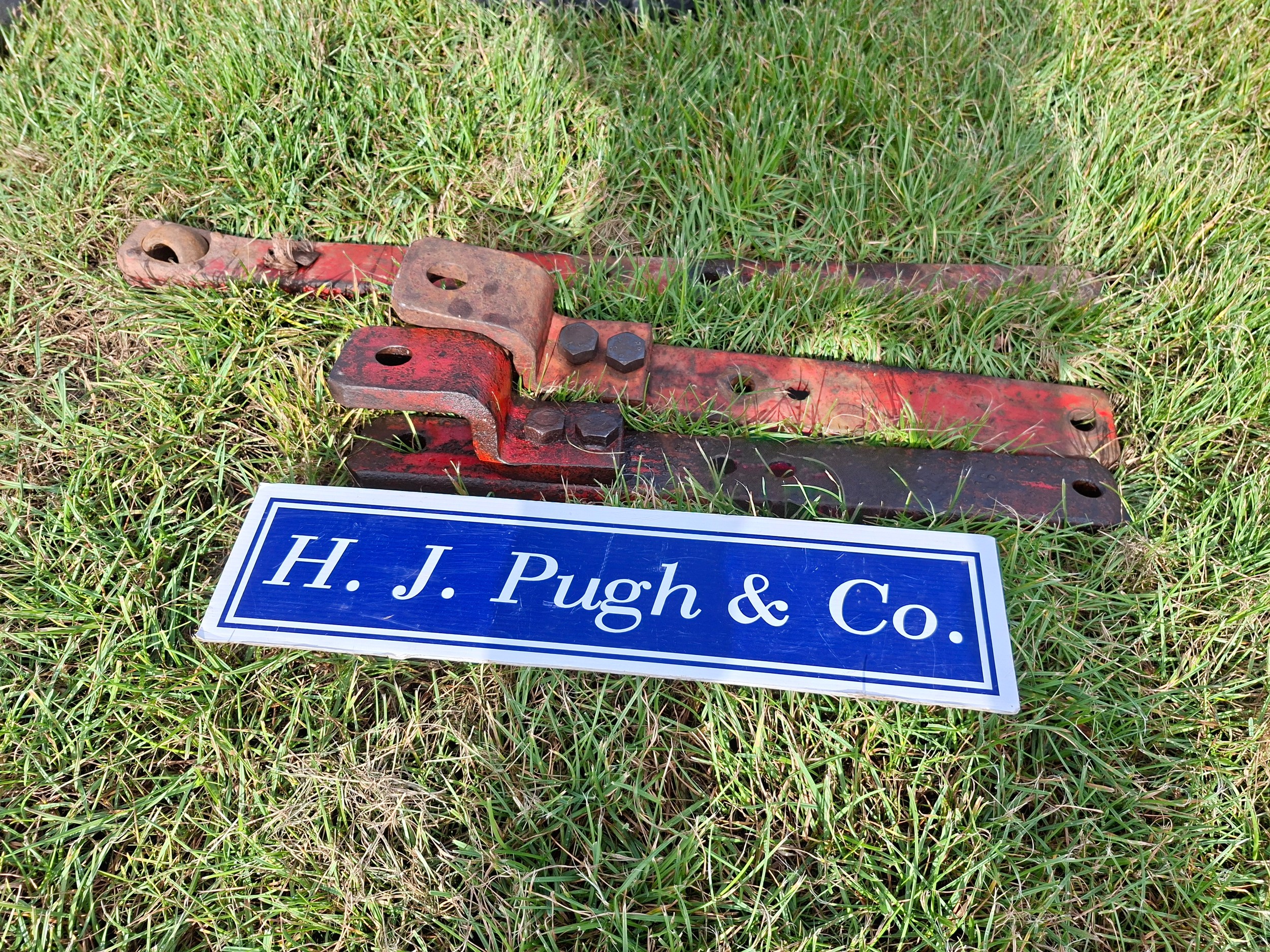 Nuffield drawbar and lift arm