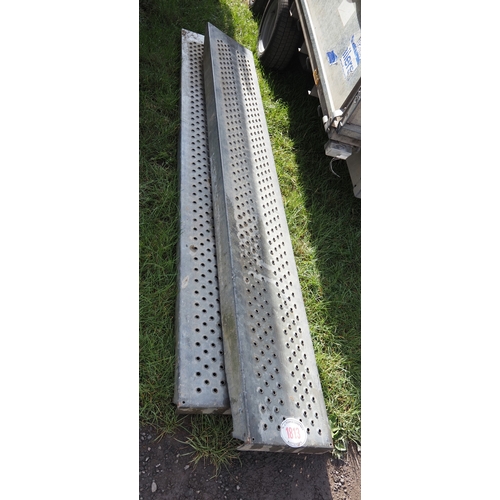 Steel ramps 8ft