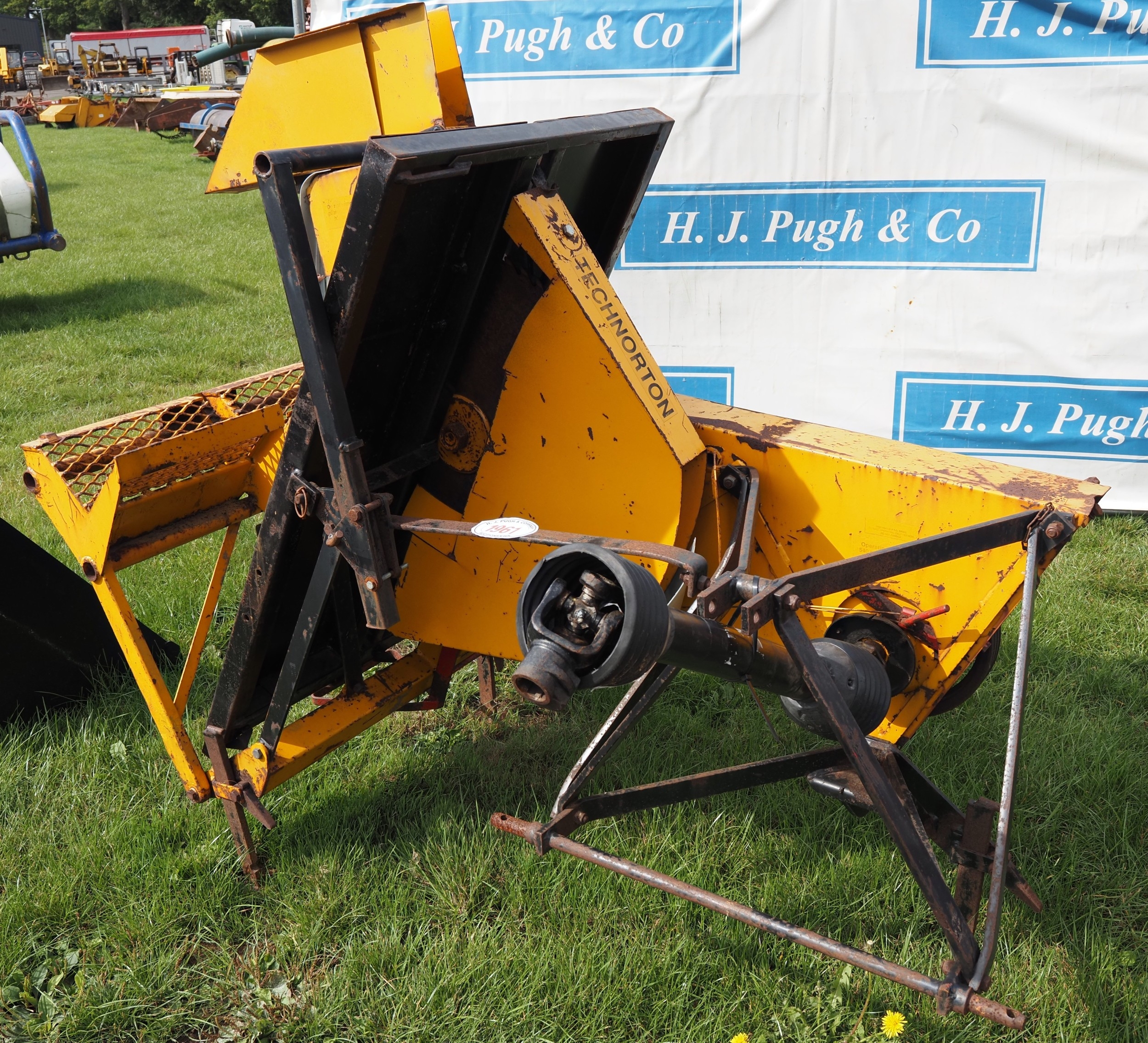 Technorton compact logging bench