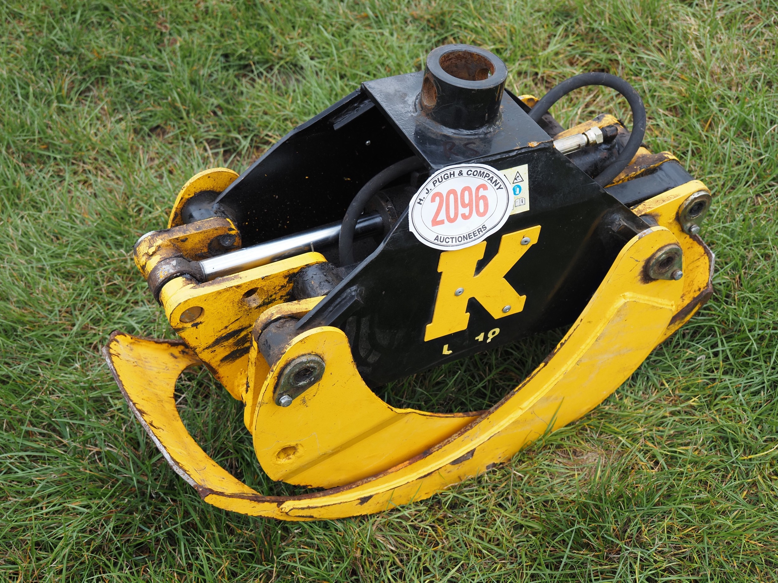 Kellfri excavator timber grab