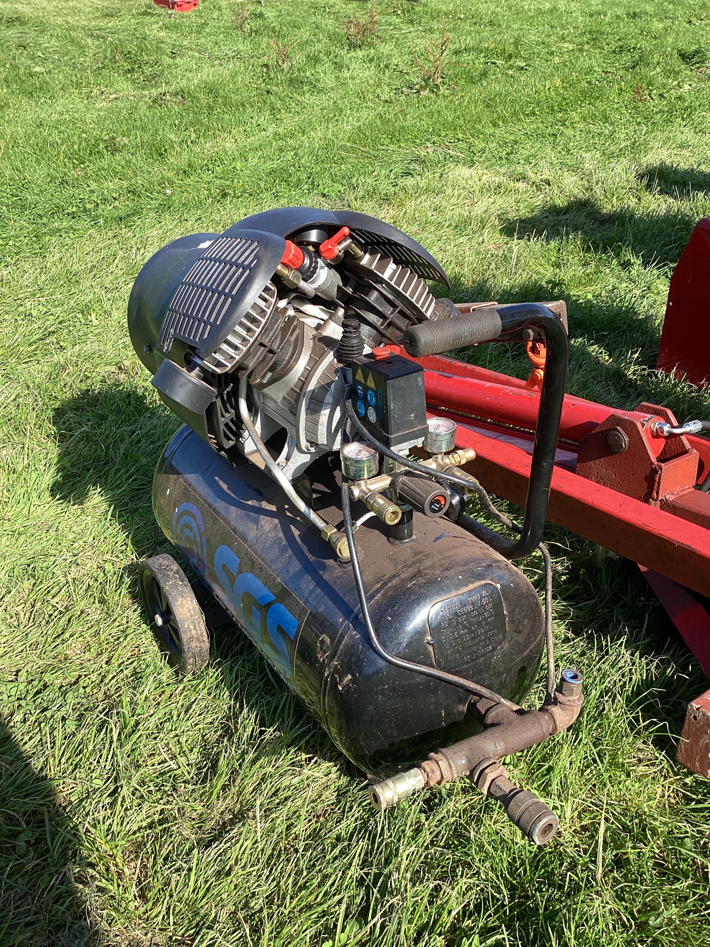 **Following lots are Terry Richards unreserved retirement lots ...