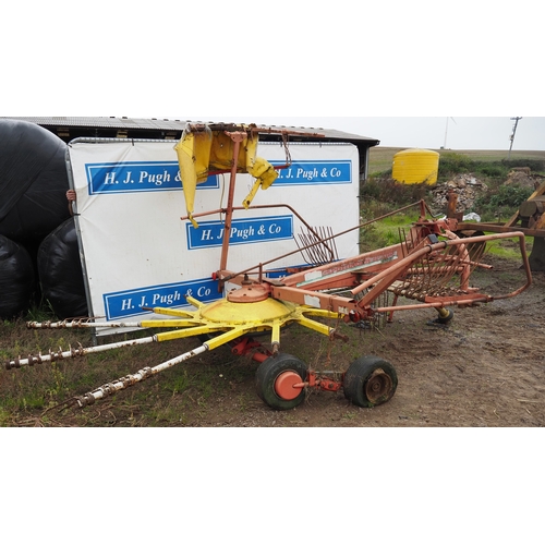 116 - Pottinger Eurotop 460 rake