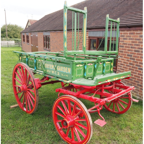 165 - Fruiterers dray with set of shafts