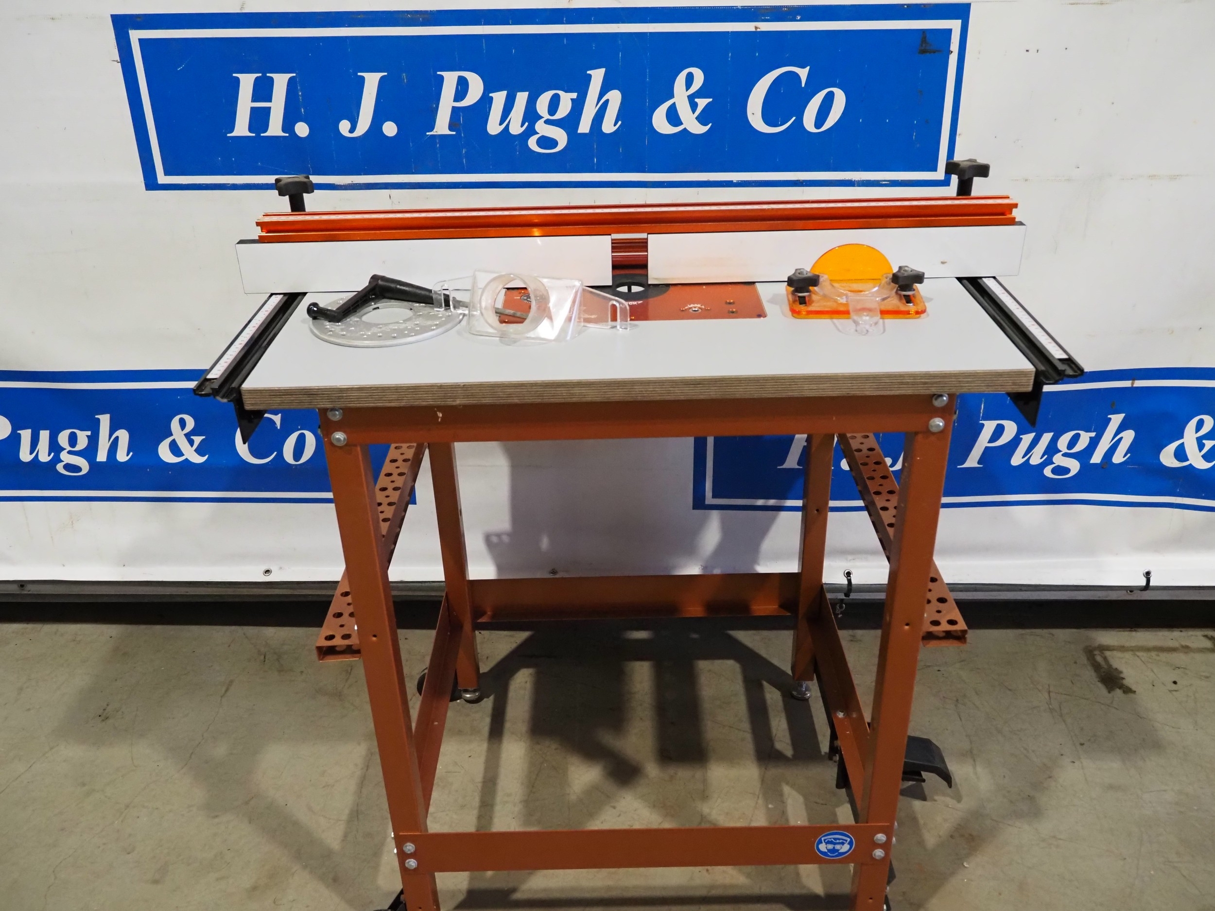 UJK Technology router table