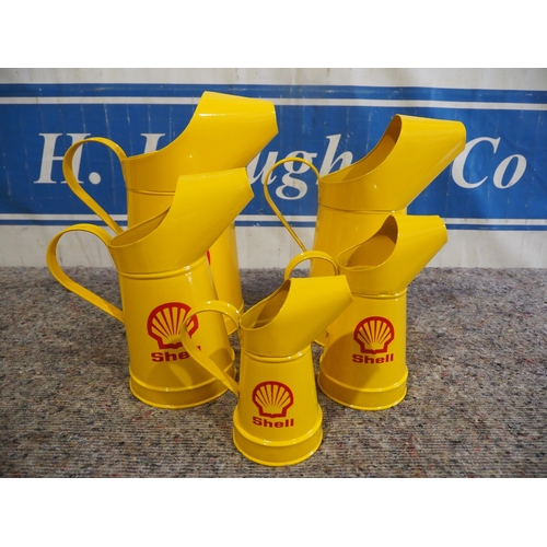 Modern oil jugs with Shell logo - 5