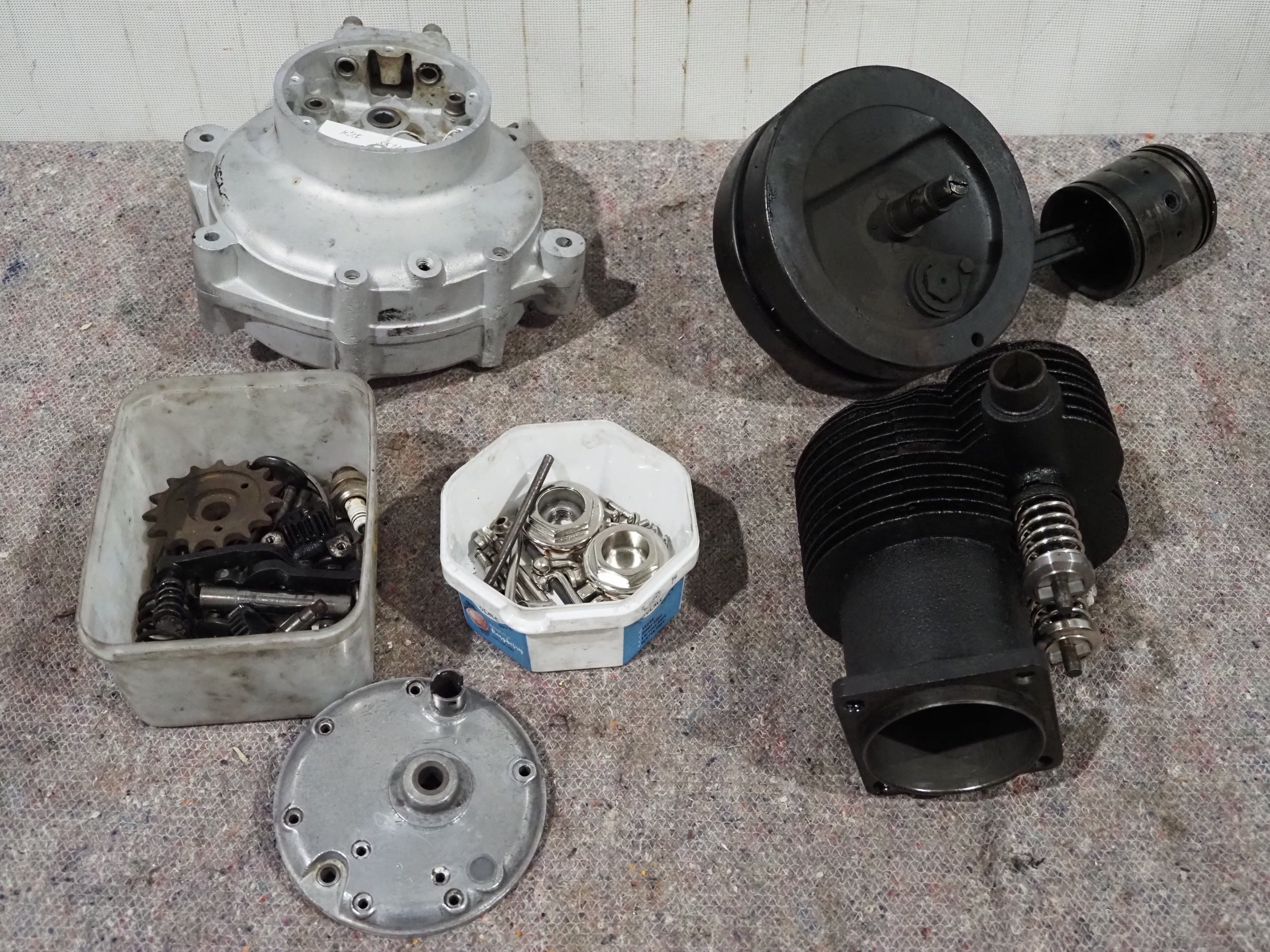 Veteran Triumph engine parts. c.1924. Engine No. 88638