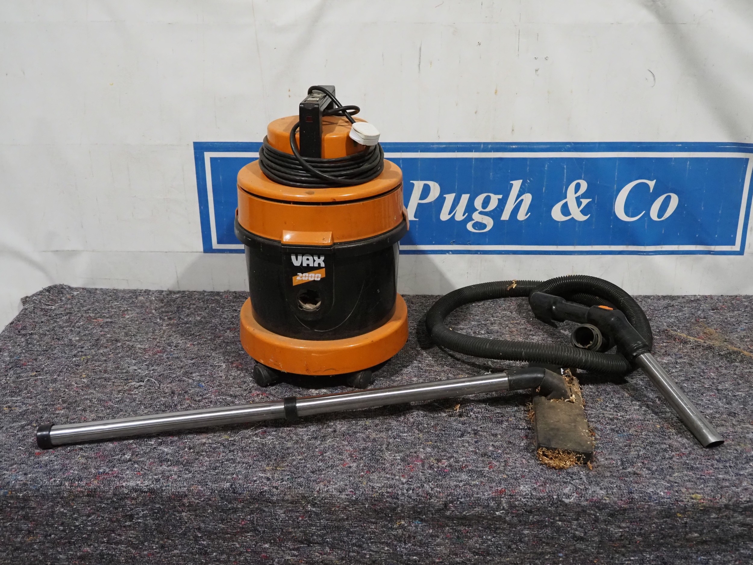 Vax 2000 vacuum