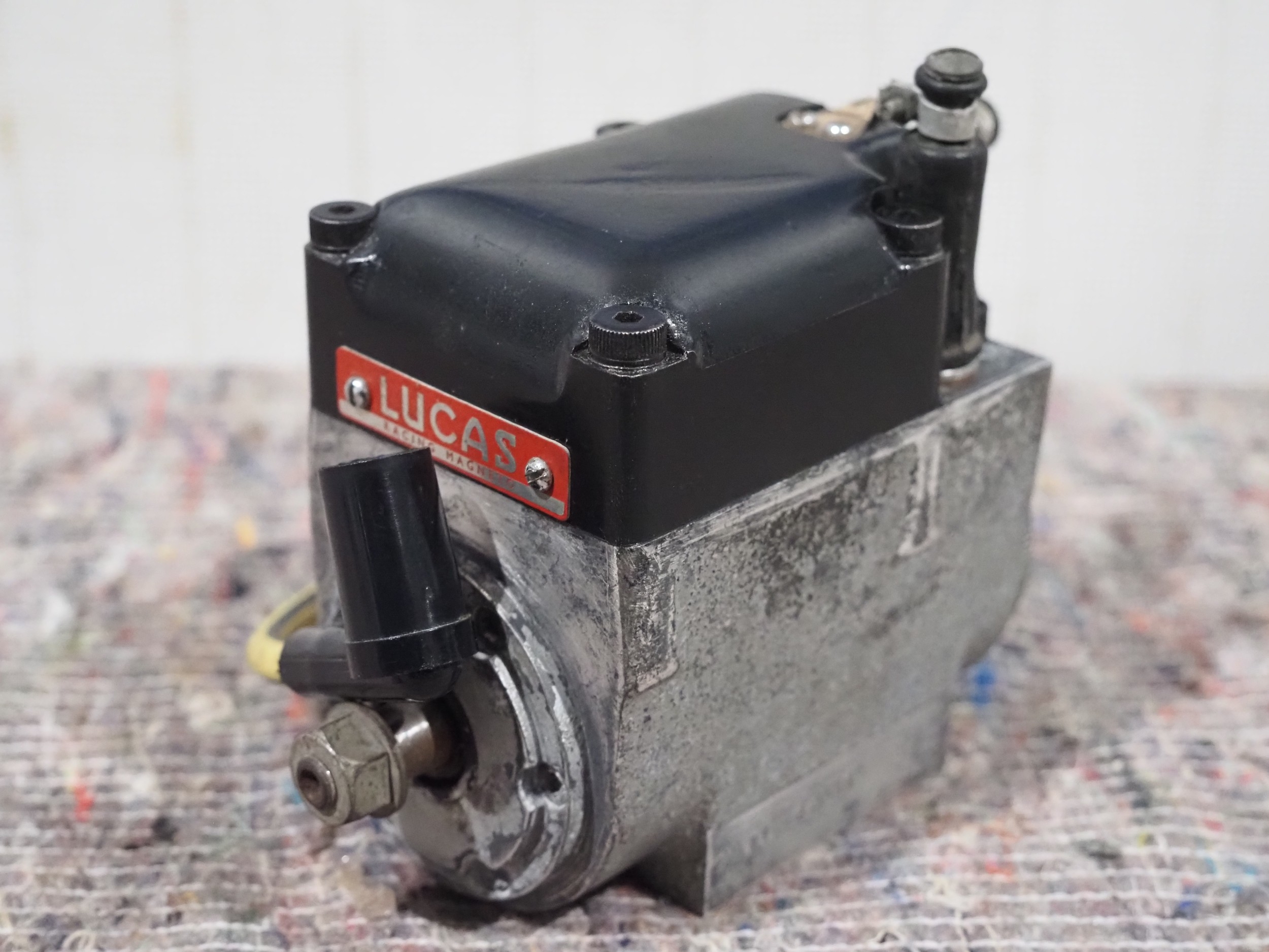 Lucas 2MTT racing magneto to fit Manx Norton, good spark