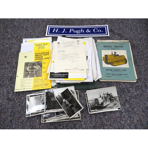 2055 - Assorted Bristol literature to include early photographs, brochures