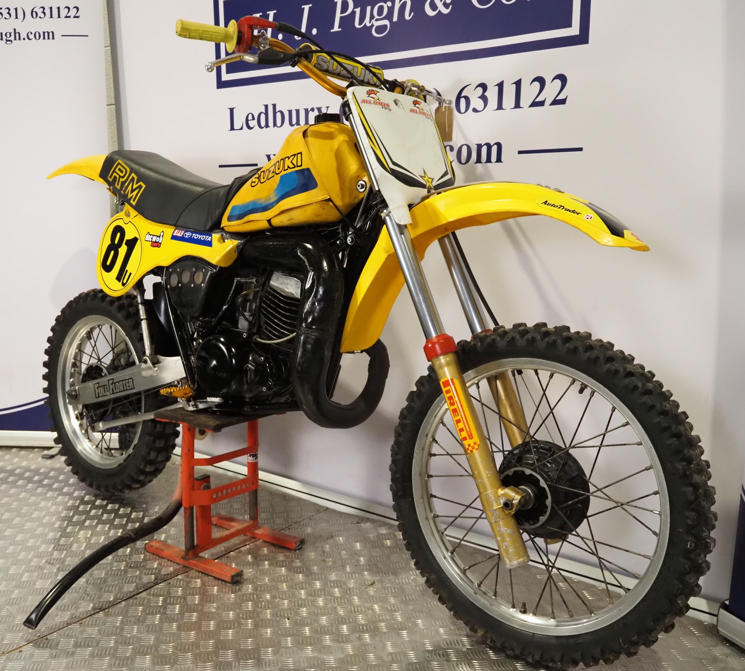 Suzuki RM465 motocross bike. 1982. 465cc Runs and rides. In good ...