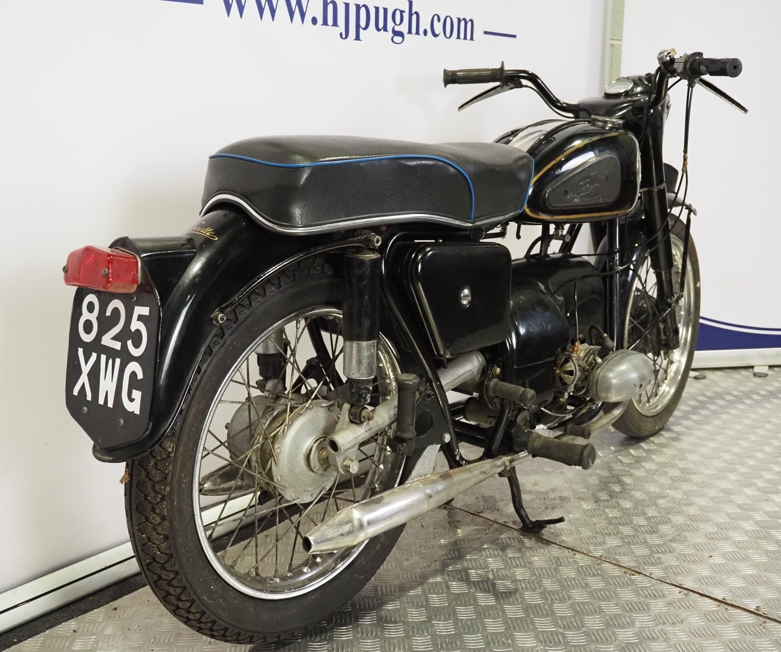 Velocette Valiant motorcycle. 1958. 200cc Frame No. 2260-33 Engine ...