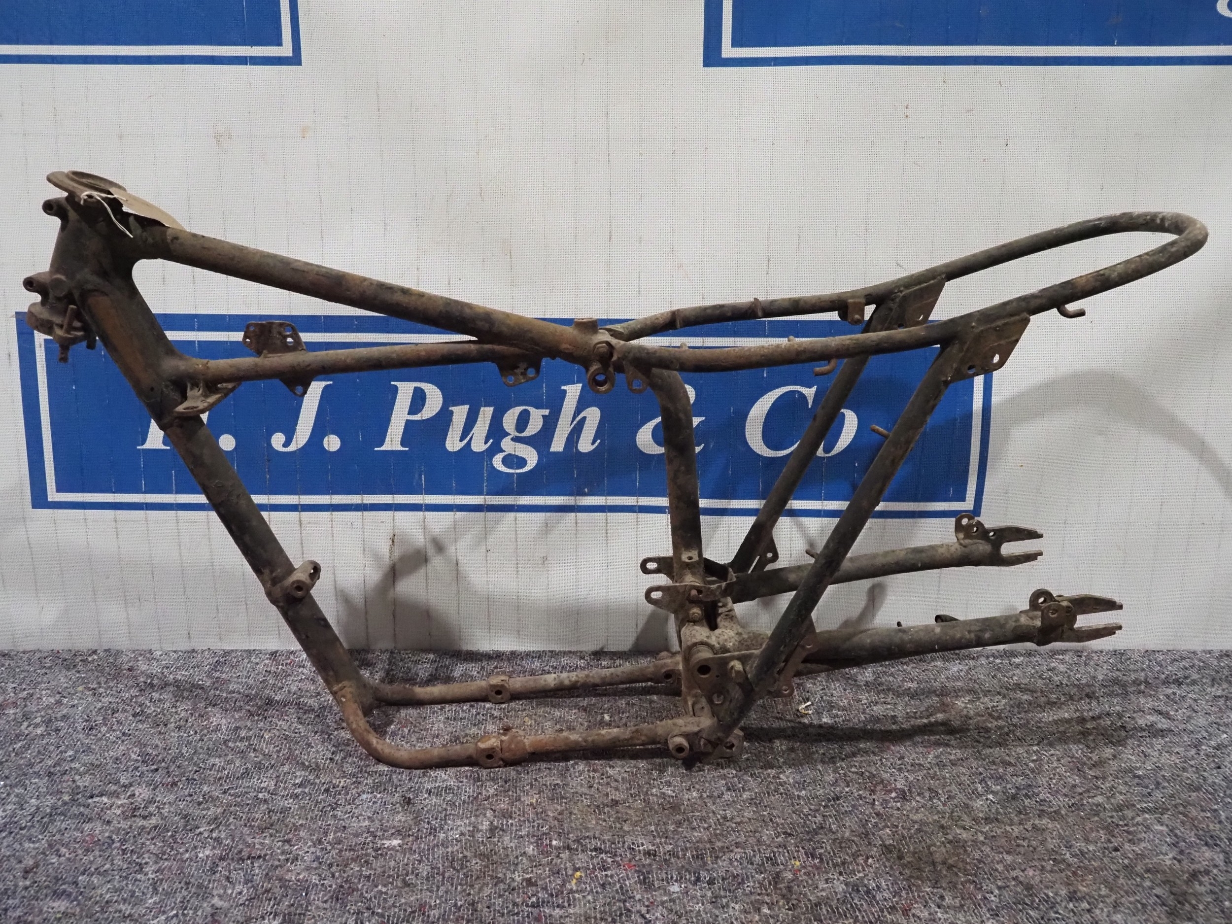 Triumph T100 frame
