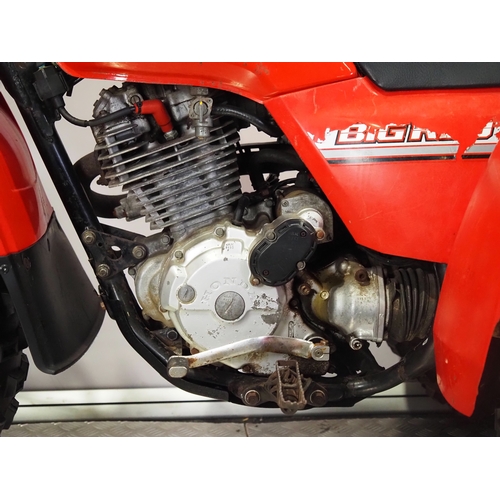 26 - Honda Big Red trike. 1985
Frame No. TE0406FM095435
Engine No. TE04E-5148971
No docs. Key