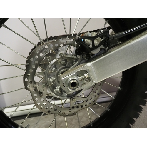 54 - Honda CRF250R motocross bike. 2020. 250cc.
Frame No. JH2ME1247LK204342
Engine No. ME12E-5209203
No d... 