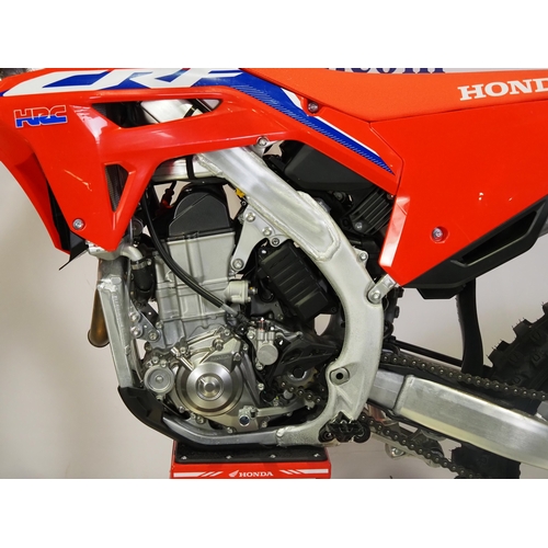 57 - Honda CRF450R motocross bike. 2021. 450cc.
Frame No. JH2PE07A9M6402079
Engine No. PE07E-54046515
No ... 