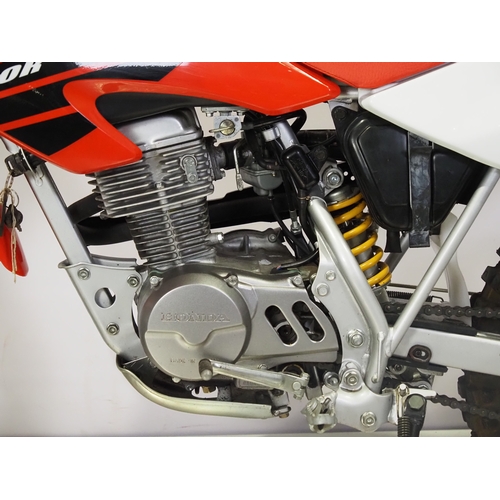 46 - Honda XR80R motocross bike. 2001. 80cc
Frame No. JH2HE01061K004859
Engine No. HE01E-6504838
Engine t... 