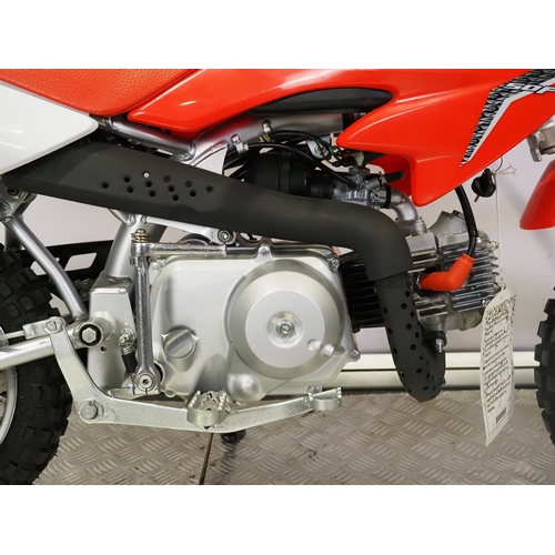 37 - Honda CRF50F childs motocross bike. 2017. 50cc.
Frame No. LALAE04AXH3201927
Engine No. AE04E-6021706... 