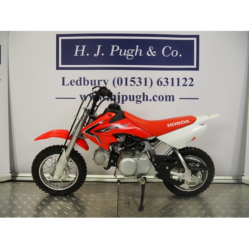 42 - Honda CRF50F childs motocross bike. 2017. 50cc
Frame No. LALAE04A6H3200693
Engine No. AE04E6013429
E... 