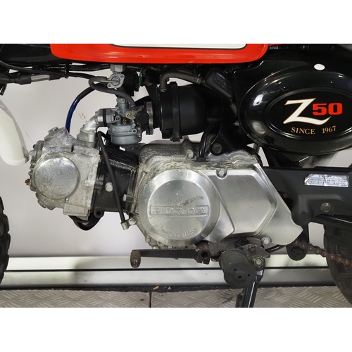 90 - Honda Z50 monkey bike. 1999. 49cc. 
Frame No. AB27-1002492
Engine No. AB27E-1002481
Engine turns ove... 