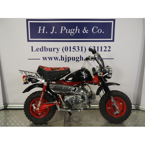 83 - Honda 40th Anniversary edition monkey bike. 2007. 50cc
Frame No. AB27-1802047
Engine No. AB27E-15014... 