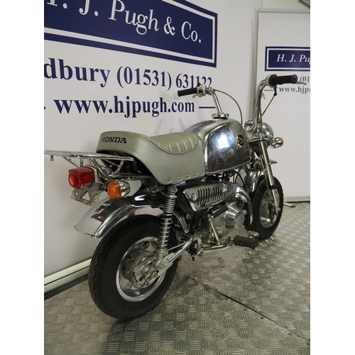 92 - Honda Gorilla Z50J monkey bike. 1999. 50cc
Frame No. Z50J-2602420
Engine No. Z50JE-2302466
Engine tu... 