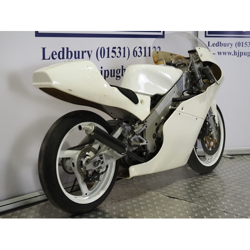 63 - Yamaha TZ125 motorcycle. 1999. 125cc
Frame No. CE04C-000005
Engine No. E106E-000004
No docs. No key